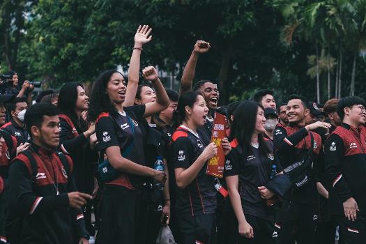 Kapten Timnas Basket Putri Henny Sutjiono: Pertama Kali Diarak, Terima Kasih Atas Apresiasinya